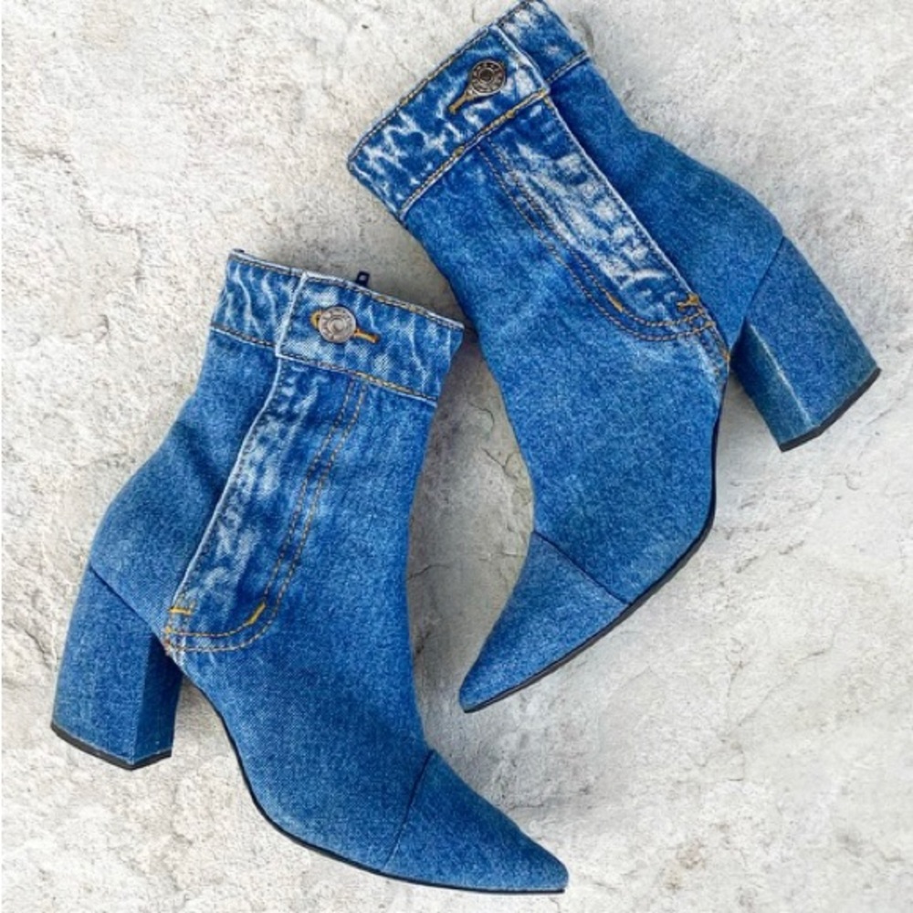 Jeffrey Campbell Finite Denim Block Heel Booties Size 9.5